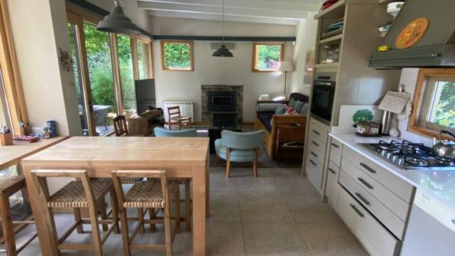 Cocina/comedor diario. Sala de estar.